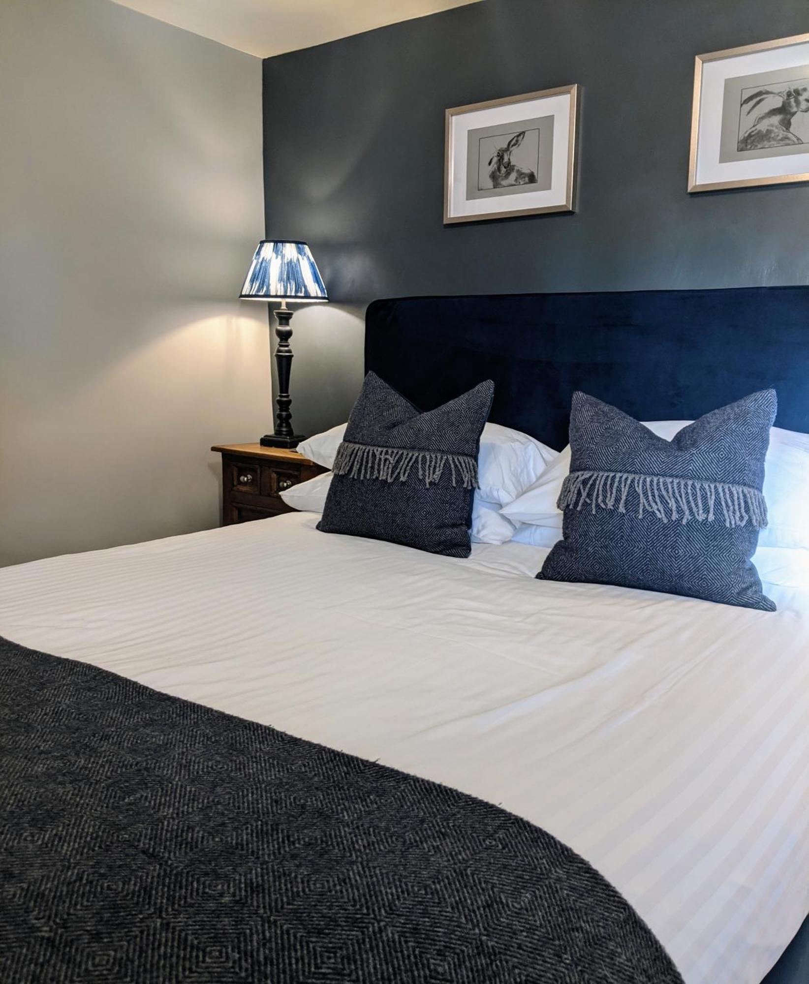 Отель The Keepers Arms Quenington Экстерьер фото